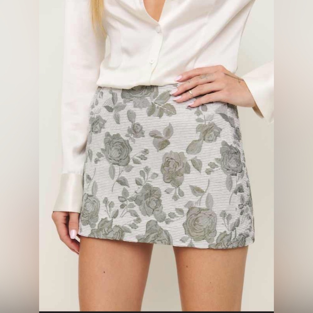NWT Reformation Carla Low Rise Ultra Mini Skirt in Rosa Sz 6